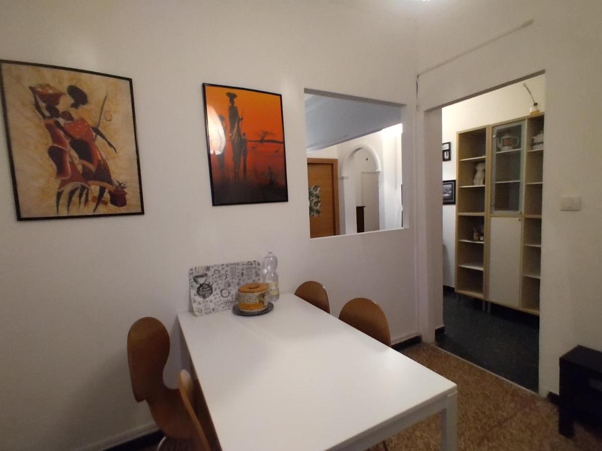 Trilocale Cecilia'S Studio Genua Zewnętrze zdjęcie