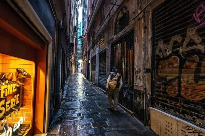 Trilocale Cecilia'S Studio Genua Zewnętrze zdjęcie