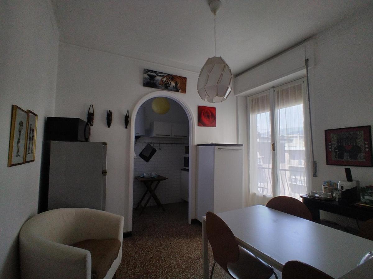 Trilocale Cecilia'S Studio Genua Zewnętrze zdjęcie