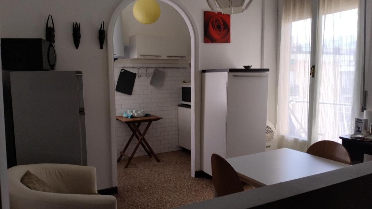 Trilocale Cecilia'S Studio Genua Zewnętrze zdjęcie